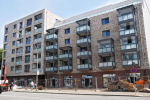 Stand auf der Baustelle an der Holsten- und Suttnerstraße in Hamburg-Altona im August 2018