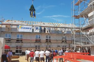 Richtfest auf der Baustelle zum Alten- und Pflegeheim in der Brucknerstraße in Lengede